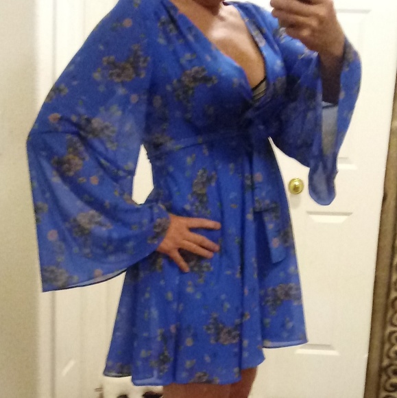 Free People Boho Style Floral Wrap Dress - Picture 4 of 8